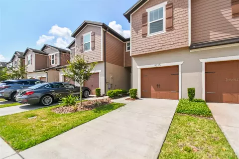 9225 Hillcroft Dr, Riverview, FL 33578