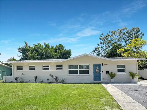 3940 Wahoo Dr SE, Saint Petersburg, FL 33705
