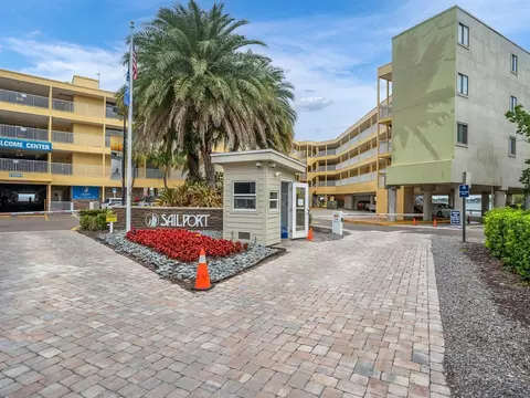 2506 N Rocky Point Dr #461, Tampa, FL 33607
