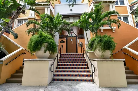 200 4th Ave S #142, Saint Petersburg, FL 33701