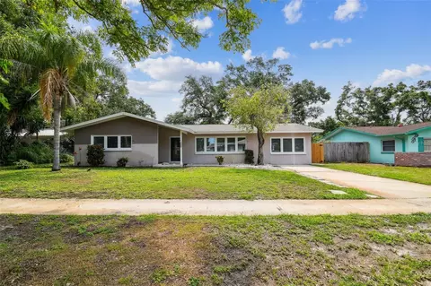 1795 Woodridge Dr, Clearwater, FL 33756