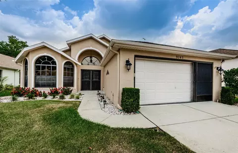 9745 Conservation Dr, New Port Richey, FL 34655