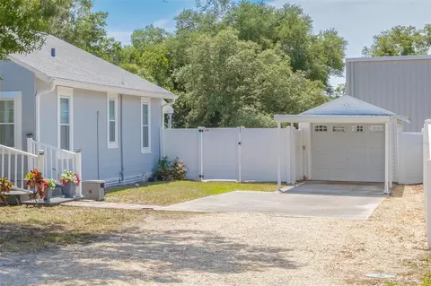 4900 52nd St N, Saint Petersburg, FL 33709