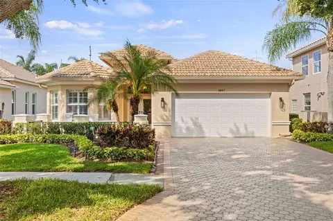 9847 Sago Point Dr, Seminole, FL 33777