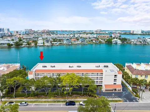 640 Bayway Blvd #101, Clearwater Beach, FL 33767