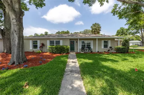 3706 Thornwood Dr, Tampa, FL 33618