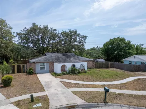 1309 Ironworks Ln, Tarpon Springs, FL 34689