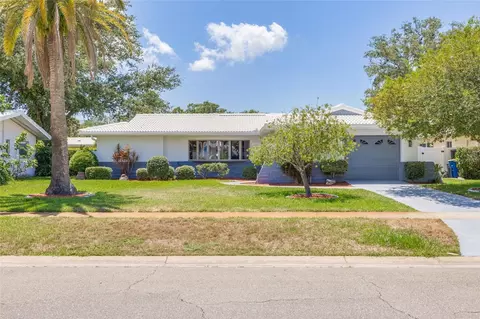 1412 Ambassador Dr, Clearwater, FL 33764