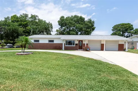 3501 10th St NE, Saint Petersburg, FL 33704