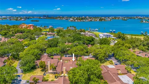 13300 Indian Rocks Rd #502, Largo, FL 33774