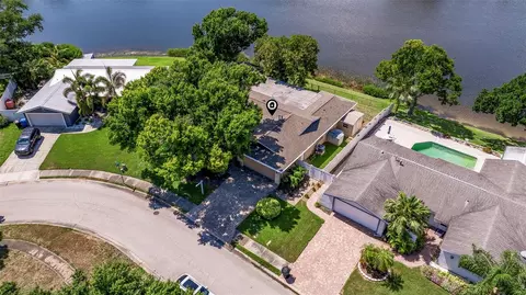 1801 Ohio Ave NE, Saint Petersburg, FL 33703
