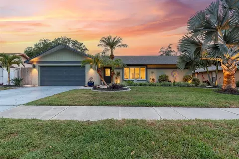3105 Bentwood Ln, Safety Harbor, FL 34695