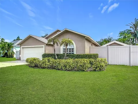 1521 Donegan Rd, Largo, FL 33771