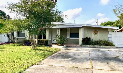 6375 40th Ave N, Saint Petersburg, FL 33709