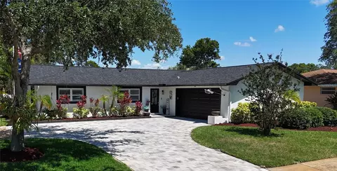 8193 128th St, Seminole, FL 33776