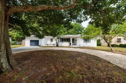 2620 49th St N, Saint Petersburg, FL 33710