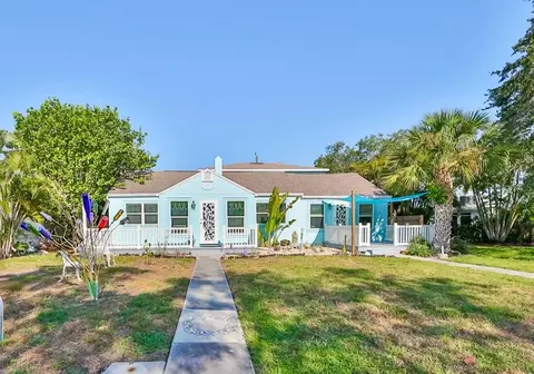 3113 57th St S, Gulfport, FL 33707
