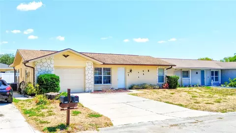 8035 San Fernando Dr, Port Richey, FL 34668