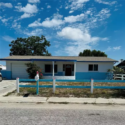 3215 Wellington Dr, Holiday, FL 34691
