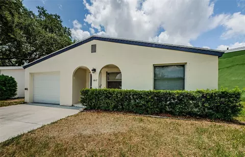 1017 Sandpiper Ct, Dunedin, FL 34698