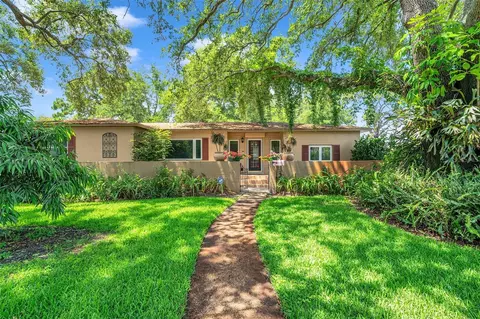 6333 Burlington Ave N, Saint Petersburg, FL 33710