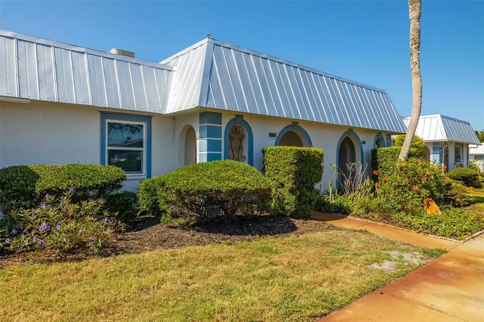 Exterior - 4239 Tamargo Dr, New Port Richey, FL 34652 photo 2 of 7