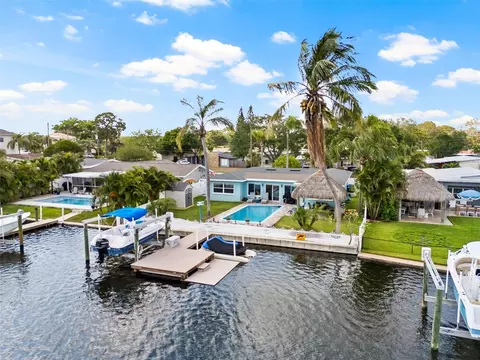 120 Sunlit Cove Dr NE, Saint Petersburg, FL 33702