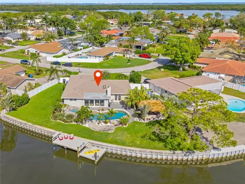 2008 Tanglewood Way NE, Saint Petersburg, FL 33702