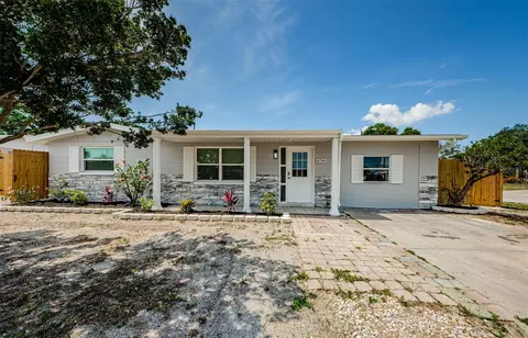 4744 Guardian Ave, Holiday, FL 34690