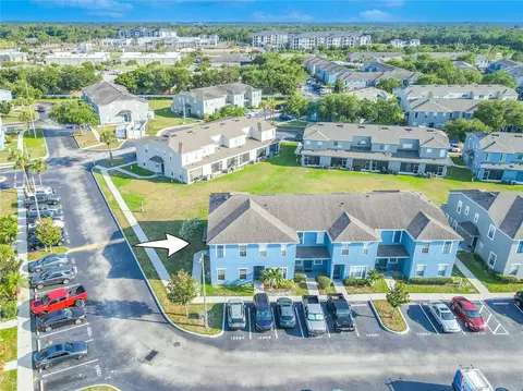 12957 Kings Crossing Dr, Gibsonton, FL 33534