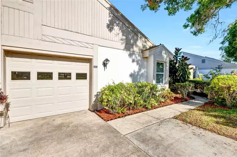 340 Lisa Ln, Oldsmar, FL 34677