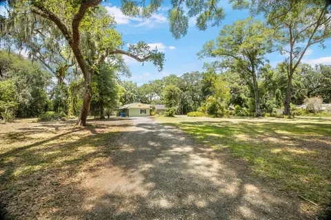 2908 Stearns Rd, Valrico, FL 33596