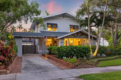 655 16th Ave NE, Saint Petersburg, FL 33704