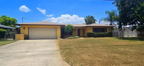 330 Teresa Dr, Largo, FL 33770