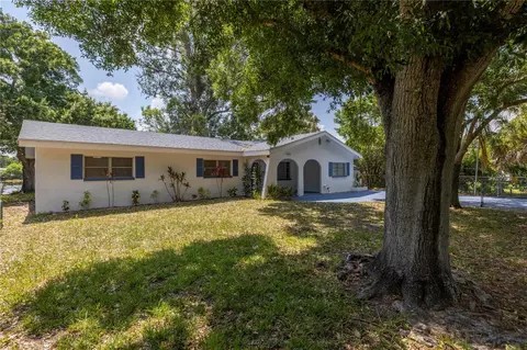 5951 11th St S, Saint Petersburg, FL 33705