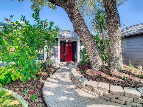 100 Tendring Cir, Palm Harbor, FL 34683