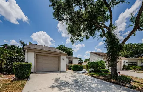 150 Lisa Ln, Oldsmar, FL 34677