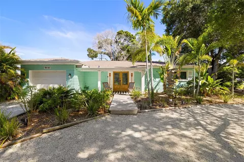 9941 48th Pl N, Saint Petersburg, FL 33708