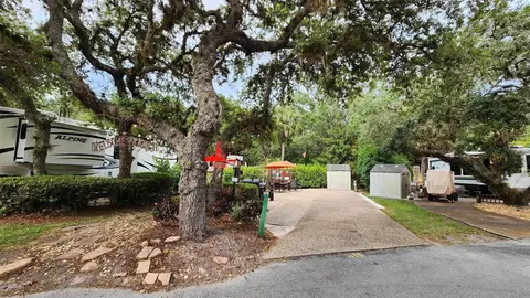 415 Longhorn Dr, River Ranch, FL 33867