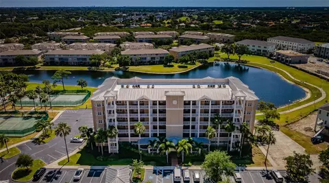 7069 Key Haven Rd #204, Seminole, FL 33777