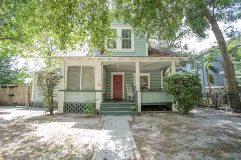828 Grove St N, Saint Petersburg, FL 33701