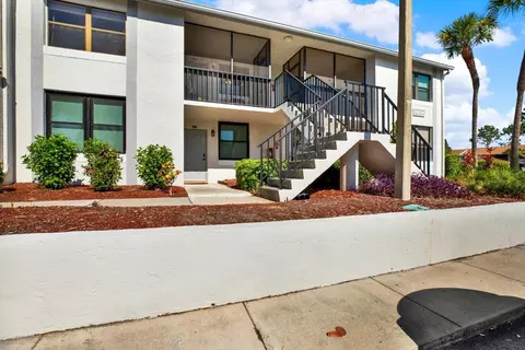 1964 Laughing Gull Ln #1325, Clearwater, FL 33762