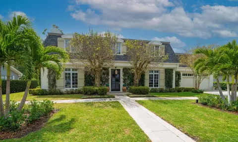 3 Ambleside Dr, Belleair, FL 33756