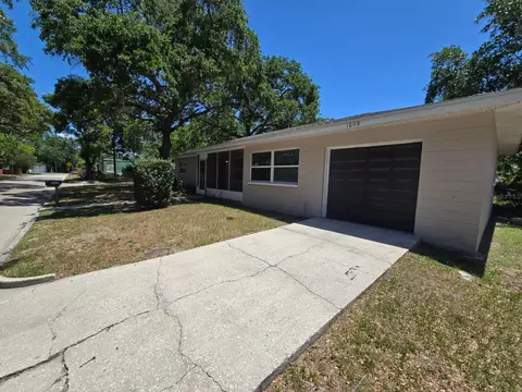 1608 Russell St S, Saint Petersburg, FL 33712
