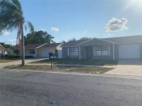 6650 Knightsbridge Dr, New Port Richey, FL 34653