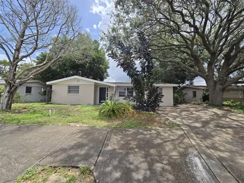 1038 Landau St, Holiday, FL 34690