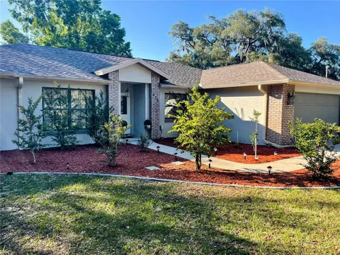 829 E Savoy St, Lecanto, FL 34461