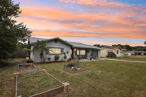 2815 Westland Rd, Mount Dora, FL 32757