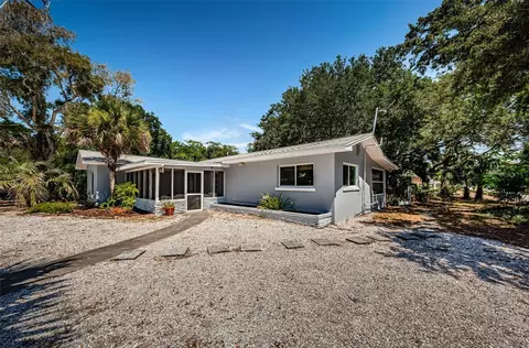 6301 11th Ave S, Gulfport, FL 33707
