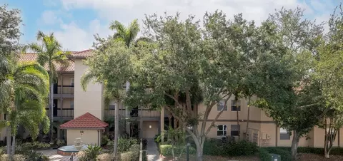 2400 Feather Sound Dr #1015, Clearwater, FL 33762